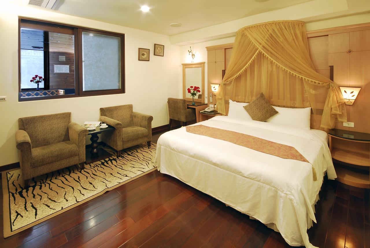 Ming Lu Holiday Hotel Ренай Екстериор снимка