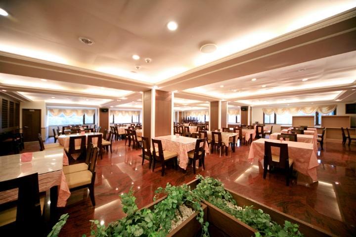 Ming Lu Holiday Hotel Ренай Екстериор снимка